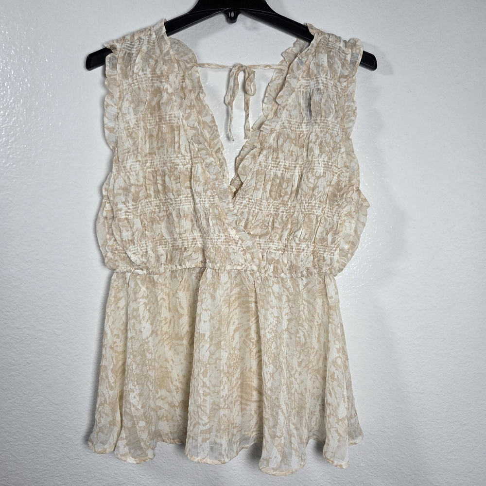 Torrid Chiffon Smocked Surplice Top Animal Swirl Cloud Dancer Size 1X